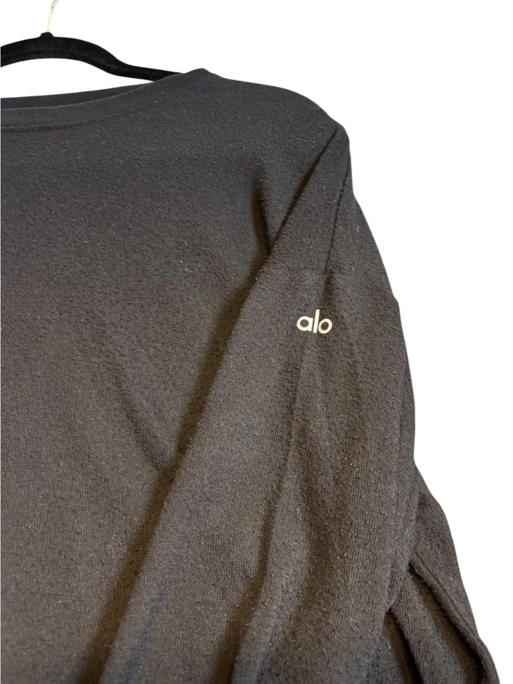 Alo Yoga Chill Crew Pullover Sweatshirt Black 23